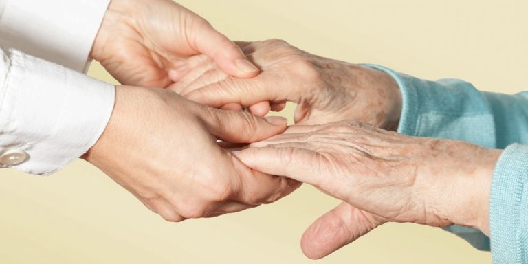 assistante sociale du travail aidant