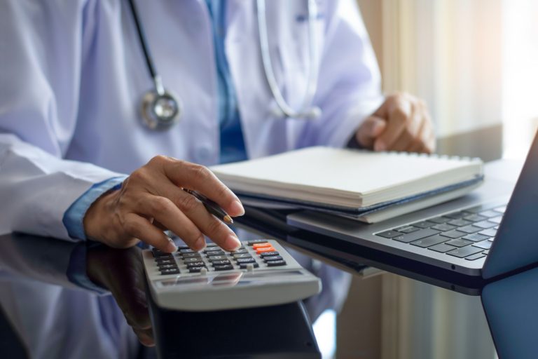 assistante sociale pour les salariés et les libéraux